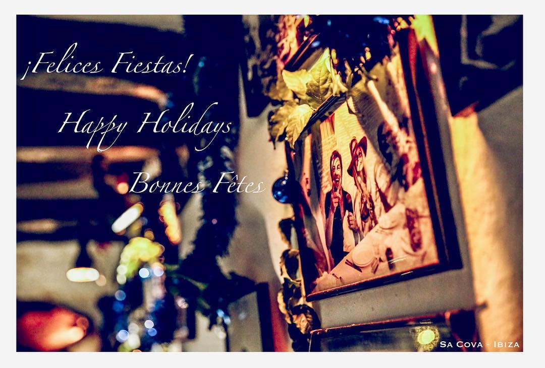 🇪🇸💙🎄 it’s this time of the year… #Wishing #felicesfiestas #happyholidays #bonnesfêtes to ALL our #guests & #friends – #love from #ibiza -#holidaysseason #xmasspirit🎄#joyeuxnoël 🎅🏻